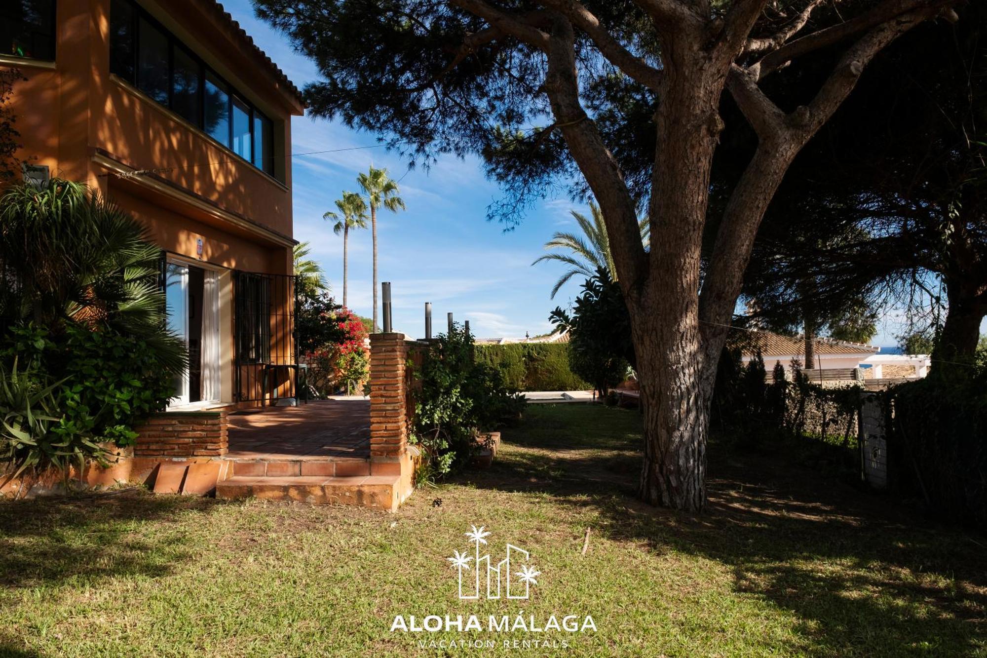 Lacalma Village With Private Poll By Alohamalaga Ferienhaus
